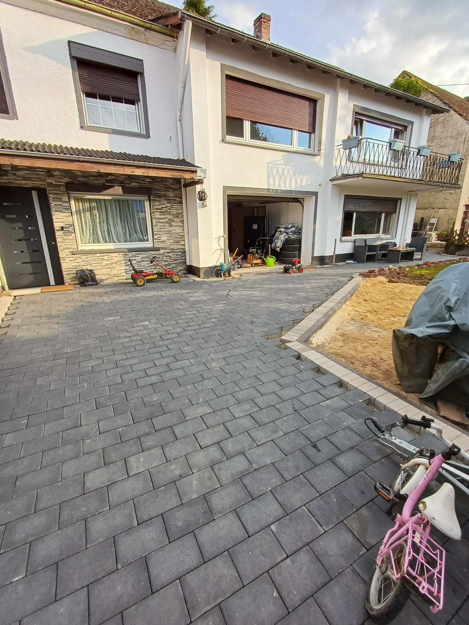 Pflasterarbeiten Hauseinfahrt